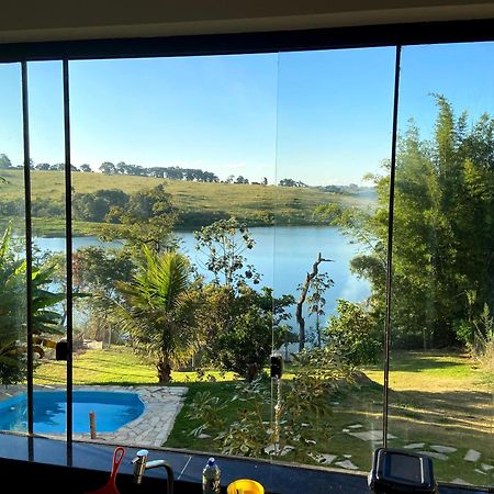 Casa Com Piscina Fundo Pra Represa E Ar Condicionado Casinhabrancadevaranda Ijaci エクステリア 写真