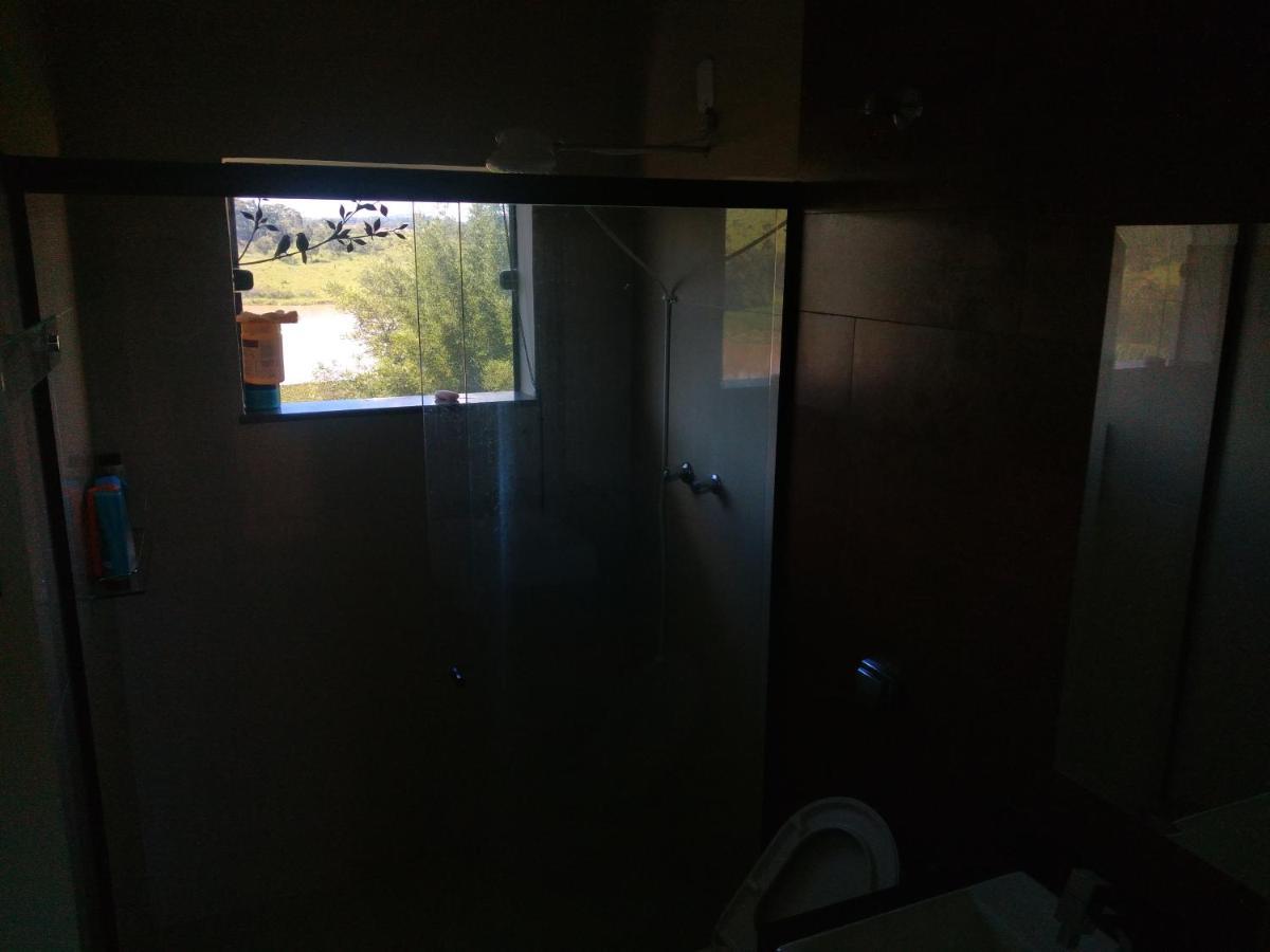 Casa Com Piscina Fundo Pra Represa E Ar Condicionado Casinhabrancadevaranda Ijaci エクステリア 写真