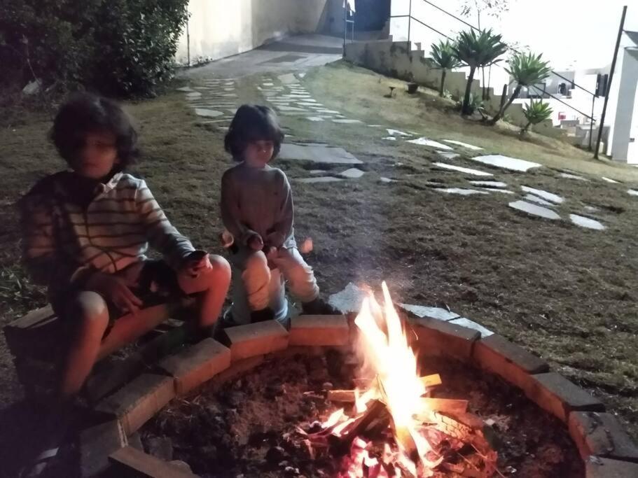 Casa Com Piscina Fundo Pra Represa E Ar Condicionado Casinhabrancadevaranda Ijaci エクステリア 写真